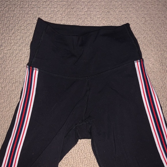 ☆ TNA stripe leggings ☆ - Picture 2 of 2